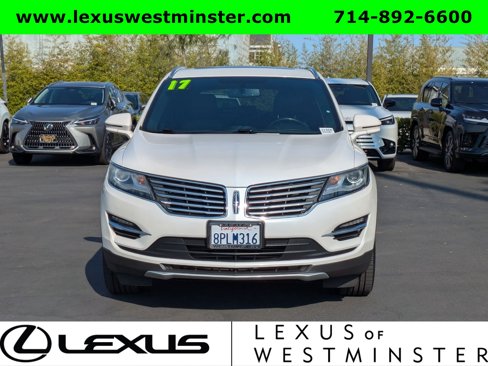 Used 2017 Lincoln MKC Select w/ Select Plus Package image 2