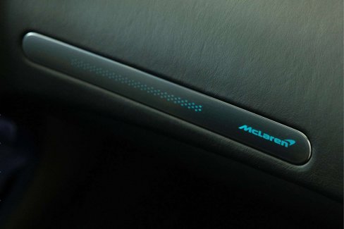 Used 2020 McLaren GT image 25