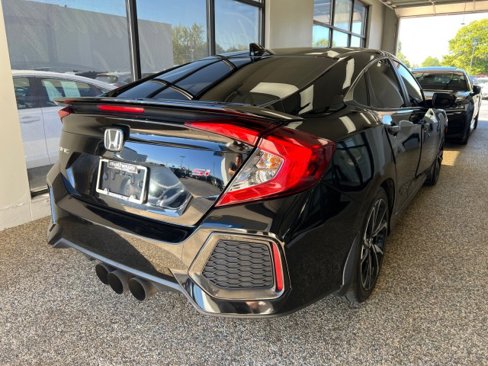 Used 2018 Honda Civic Si image 2