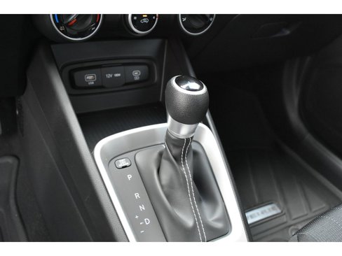 New 2025 Hyundai Venue SE image 27