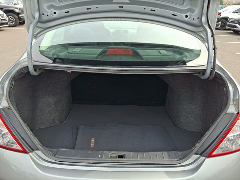 Used 2012 Nissan Versa S image 23