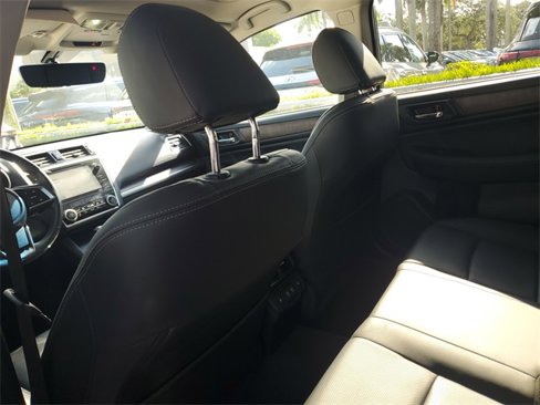 Used 2019 Subaru Outback 2.5i Limited image 11