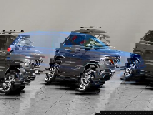 Used 2015 Jeep Grand Cherokee Limited image 1