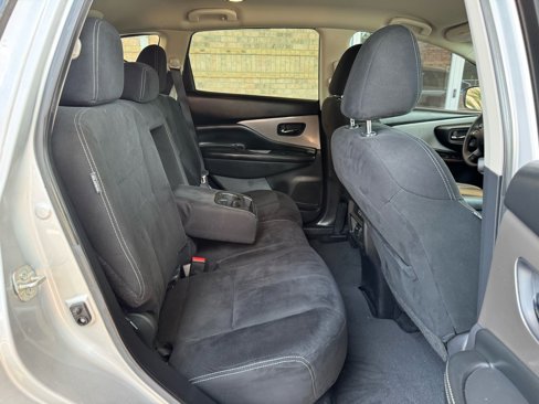 Used 2020 Nissan Murano S image 16