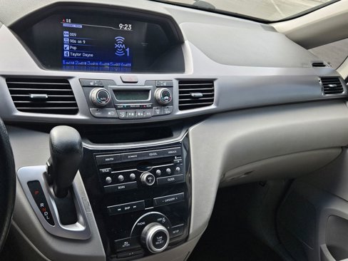 Used 2013 Honda Odyssey EX-L image 16