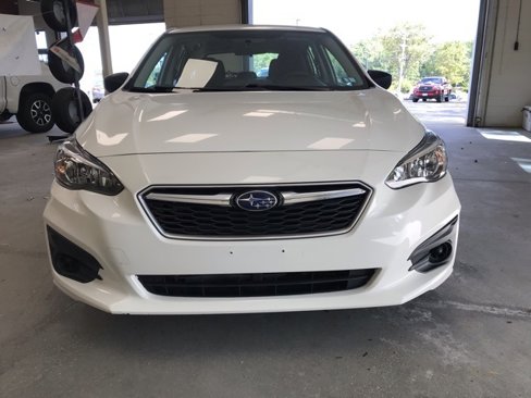 Used 2018 Subaru Impreza 2.0i image 9