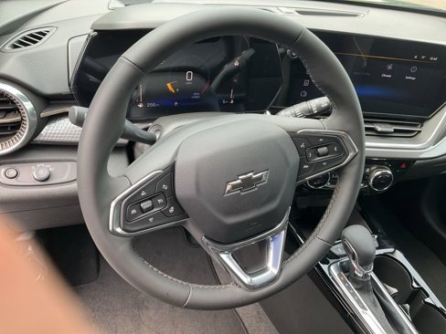New 2025 Chevrolet Trax ACTIV w/ Driver Confidence Package image 4