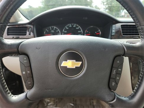 Used 2014 Chevrolet Impala LTZ image 24