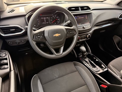Used 2023 Chevrolet TrailBlazer LT image 9