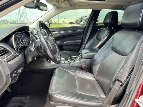 Used 2019 Chrysler 300 Limited image 33