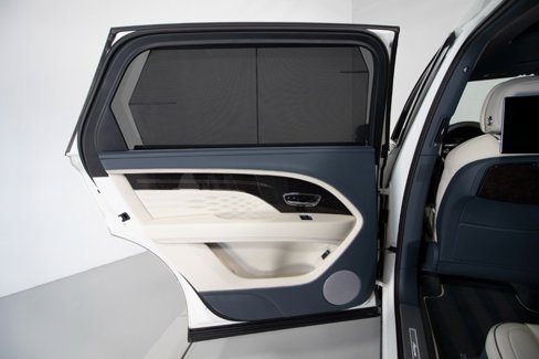Used 2023 Bentley Bentayga Extended Wheelbase image 41