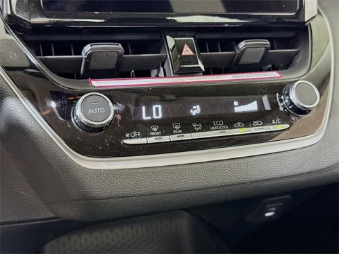 Used 2024 Toyota Corolla LE image 14