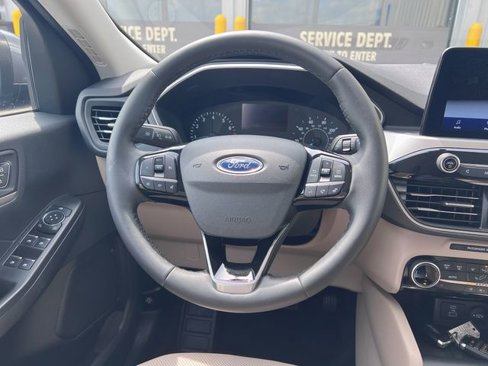Used 2022 Ford Escape SEL image 25