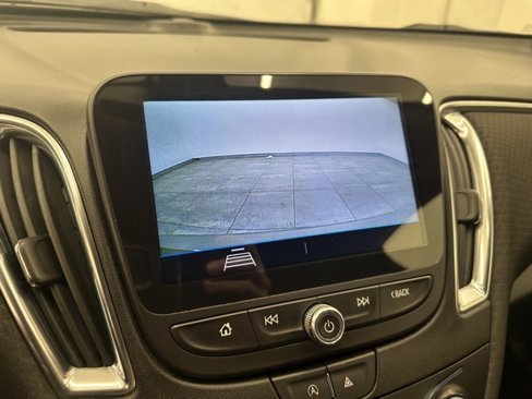 Used 2020 Chevrolet Malibu LT image 20