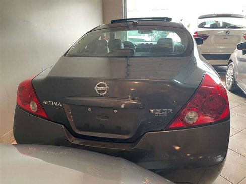 Used 2011 Nissan Altima 3.5 SR w/ Leather Pkg image 5