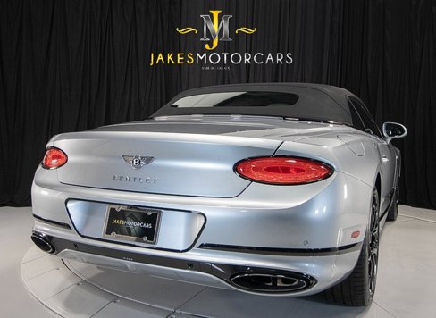 Used 2023 Bentley Continental GT Speed image 12