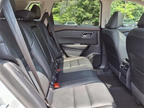 Used 2021 Nissan Rogue SL w/ Premium Package image 7