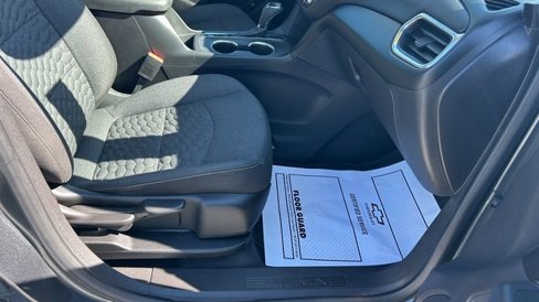 Used 2021 Chevrolet Equinox LT image 43