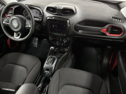 Used 2023 Jeep Renegade Trailhawk image 12