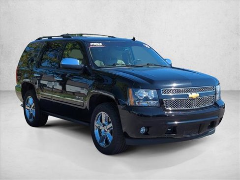 Used 2013 Chevrolet Tahoe LTZ image 3