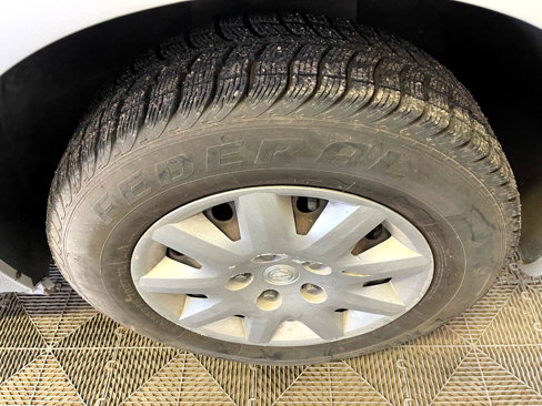 Used 2008 Chrysler Town & Country LX image 11