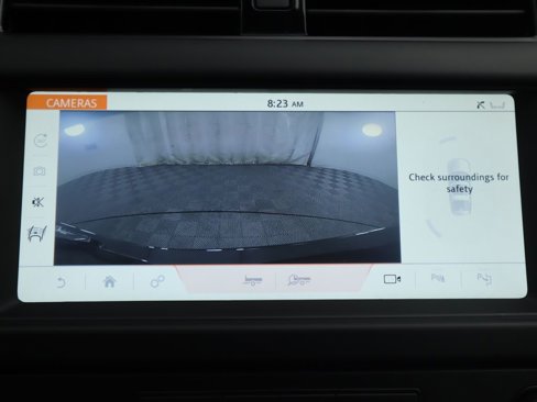 Used 2020 Land Rover Discovery Landmark image 15