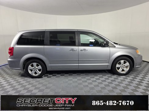 Used 2013 Dodge Grand Caravan SE image 8