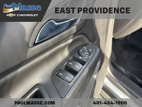 Used 2023 Chevrolet Equinox LT image 10