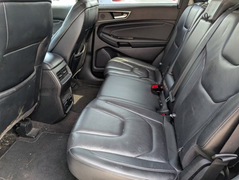 Used 2019 Ford Edge Titanium image 7