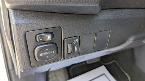 Used 2015 Toyota Corolla L image 34
