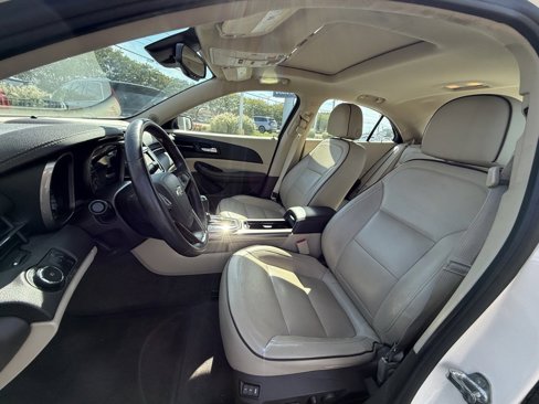 Used 2013 Chevrolet Malibu LTZ image 2
