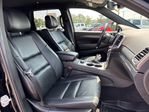 Used 2018 Jeep Grand Cherokee Limited image 25