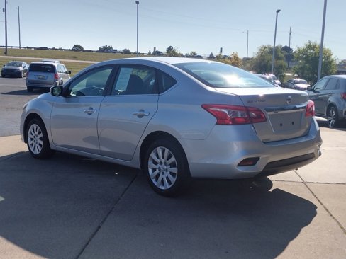 Used 2019 Nissan Sentra S image 15