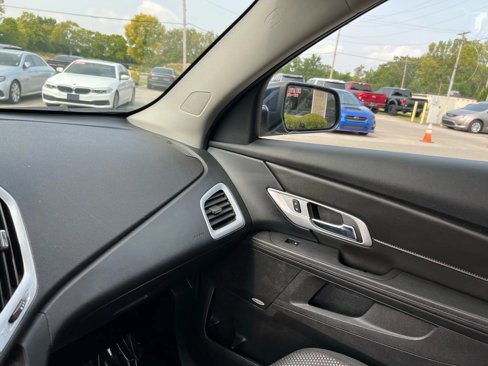 Used 2017 GMC Terrain SLE w/ Convenience Package image 15