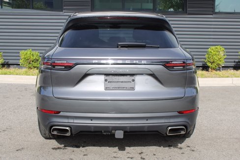Used 2023 Porsche Cayenne image 6