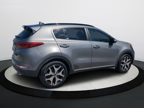 Used 2018 Kia Sportage SX image 4