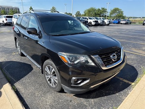 Used 2018 Nissan Pathfinder SL image 1