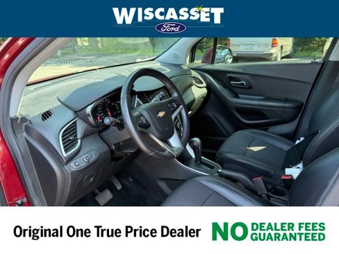 Used 2022 Chevrolet Trax LT w/ Sport Edition image 4