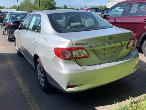 Used 2013 Toyota Corolla LE image 61