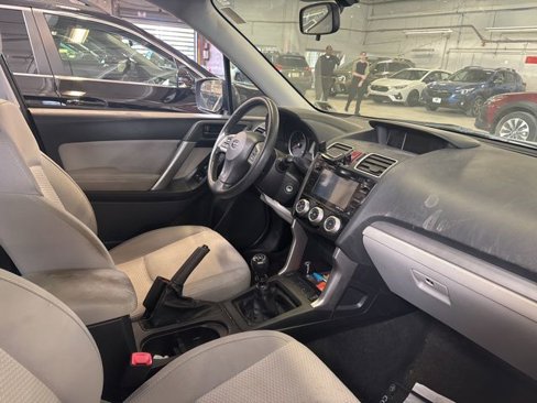 Used 2016 Subaru Forester 2.5i Premium image 13