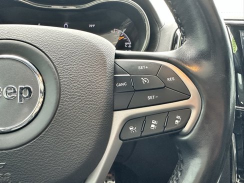 Used 2020 Jeep Grand Cherokee High Altitude image 16
