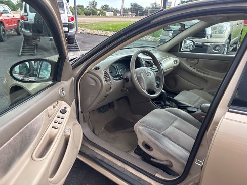 Used 2004 Oldsmobile Alero GL image 10