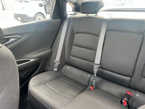 Used 2024 Chevrolet Malibu LT image 39