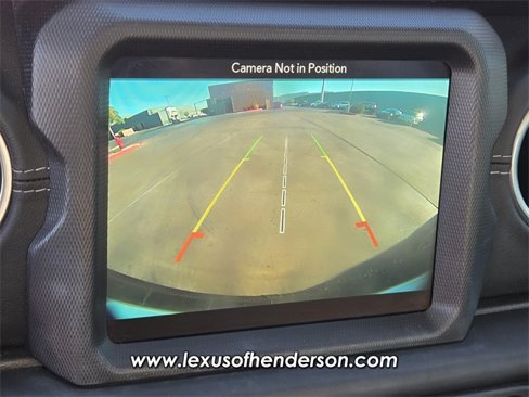 Used 2018 Jeep Wrangler Unlimited Sahara image 24