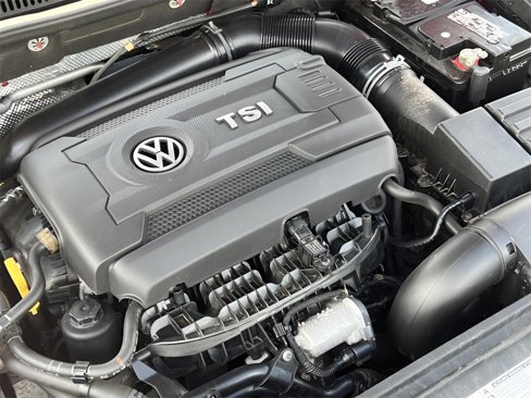Used 2016 Volkswagen Jetta Sport image 35