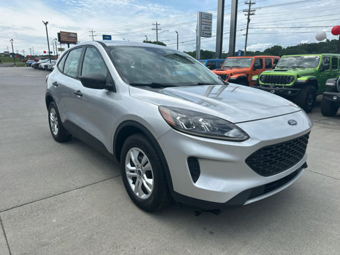 Used 2020 Ford Escape S image 4
