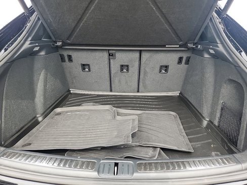 Used 2025 Porsche Macan image 29