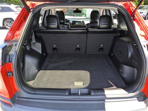 Certified 2021 Jeep Cherokee Latitude Lux w/ Sun & Sound Group image 5