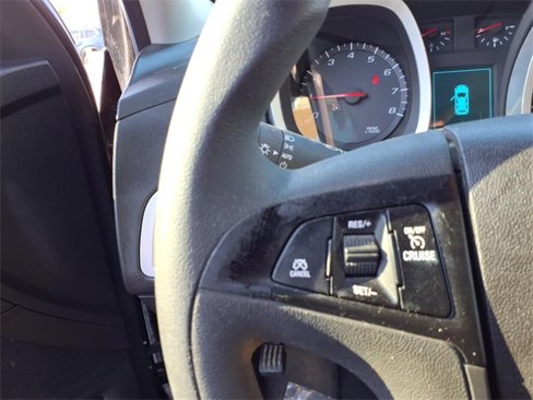 Used 2017 Chevrolet Equinox LS image 12
