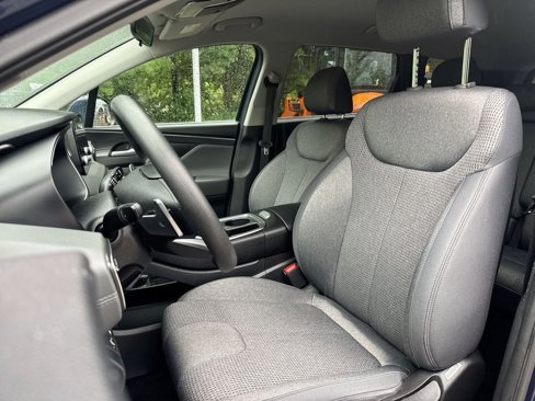 Used 2022 Hyundai Santa Fe SE image 3